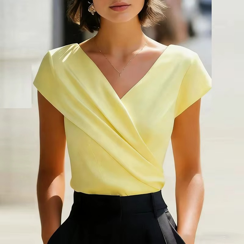 Blusa Fluida Satinata con Dettaglio Incrociato